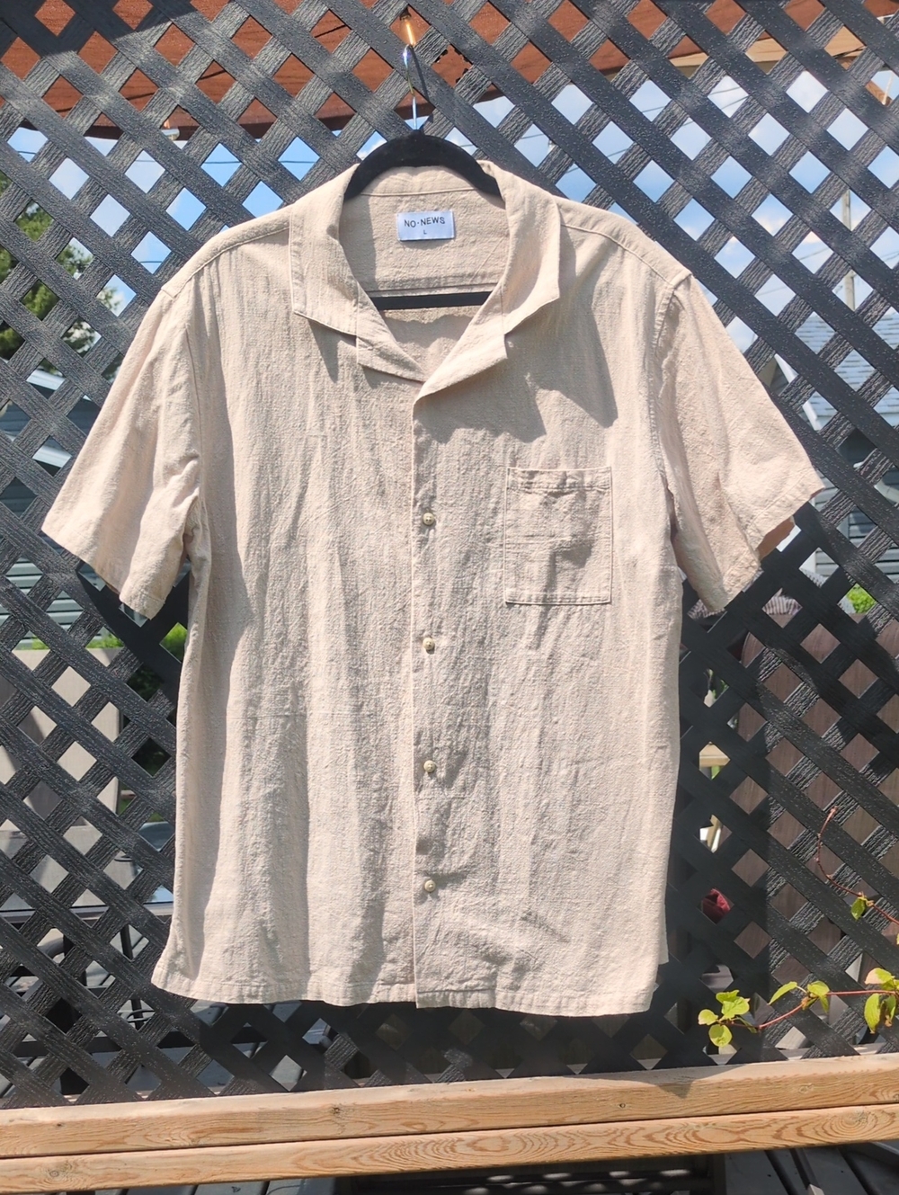 Men's Short-Sleeve Button-Up Shirt in Beige